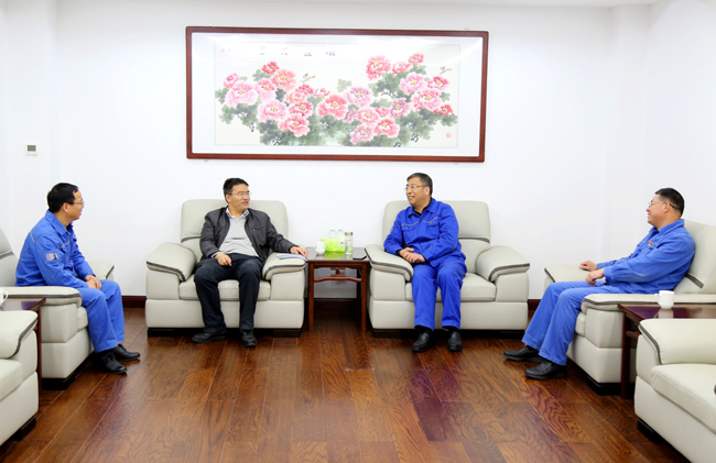  新安縣縣委常委、宣傳部部長王宜陽到萬基控股集團調(diào)研